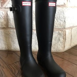 Original Tall Black Hunter Rain Boot